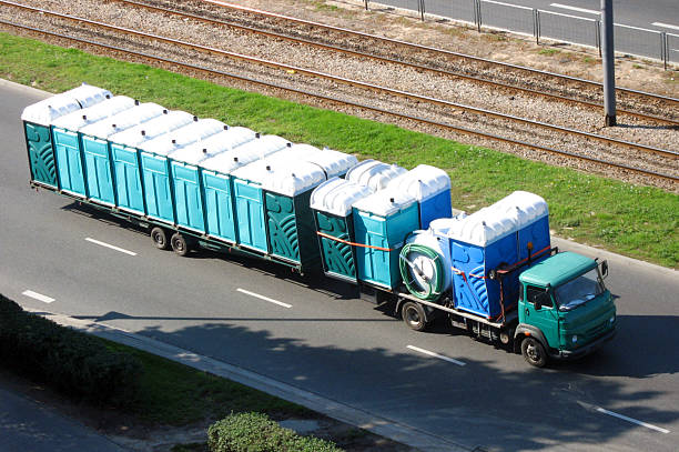 Best Portable toilet rental cost  in Selah, WA