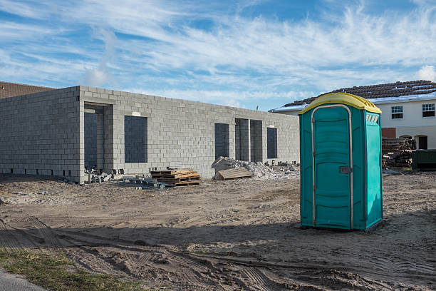 Best Portable restroom trailer rental  in Selah, WA